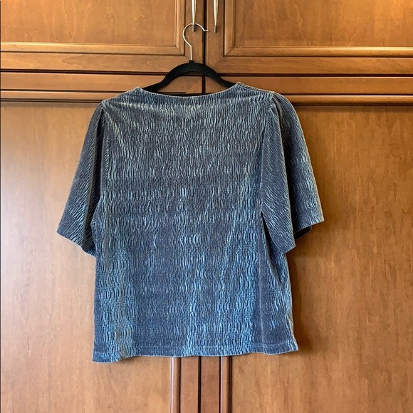 Madewell textured velvet flutter sleeve top - Picture 8 of 10